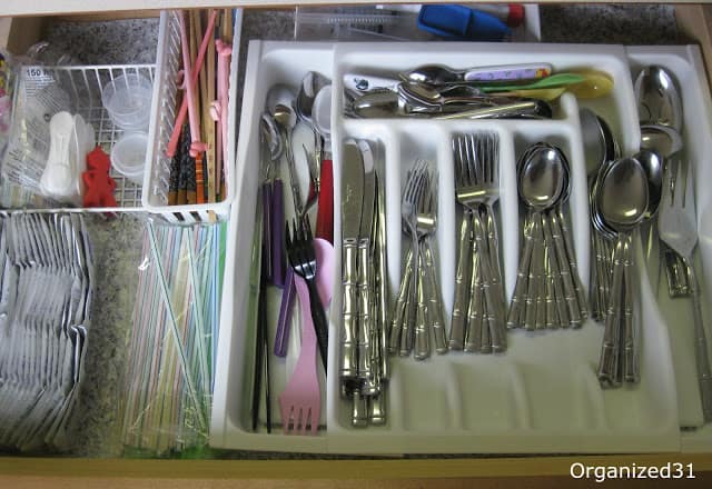 an organized silverware drawer