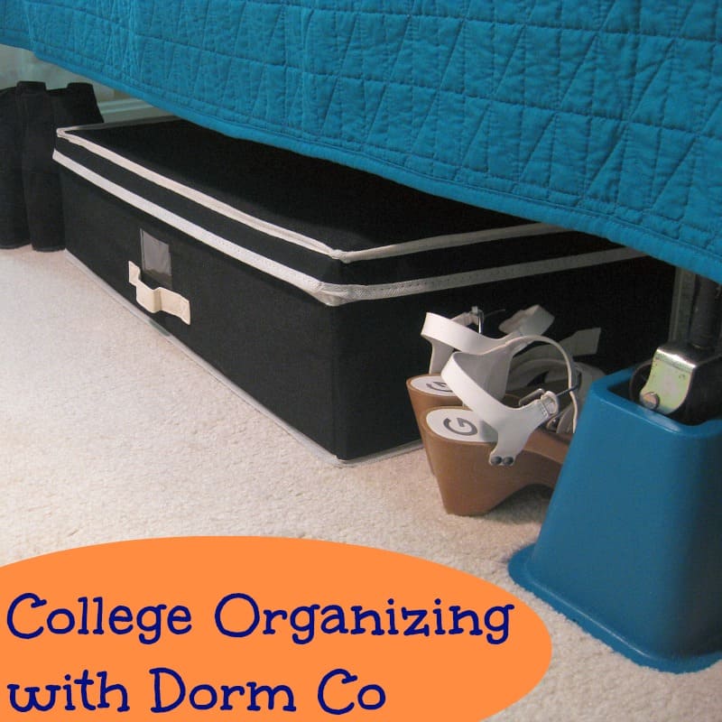 Dorm Room Organizing - Organized 31 #sponsored #DormCo