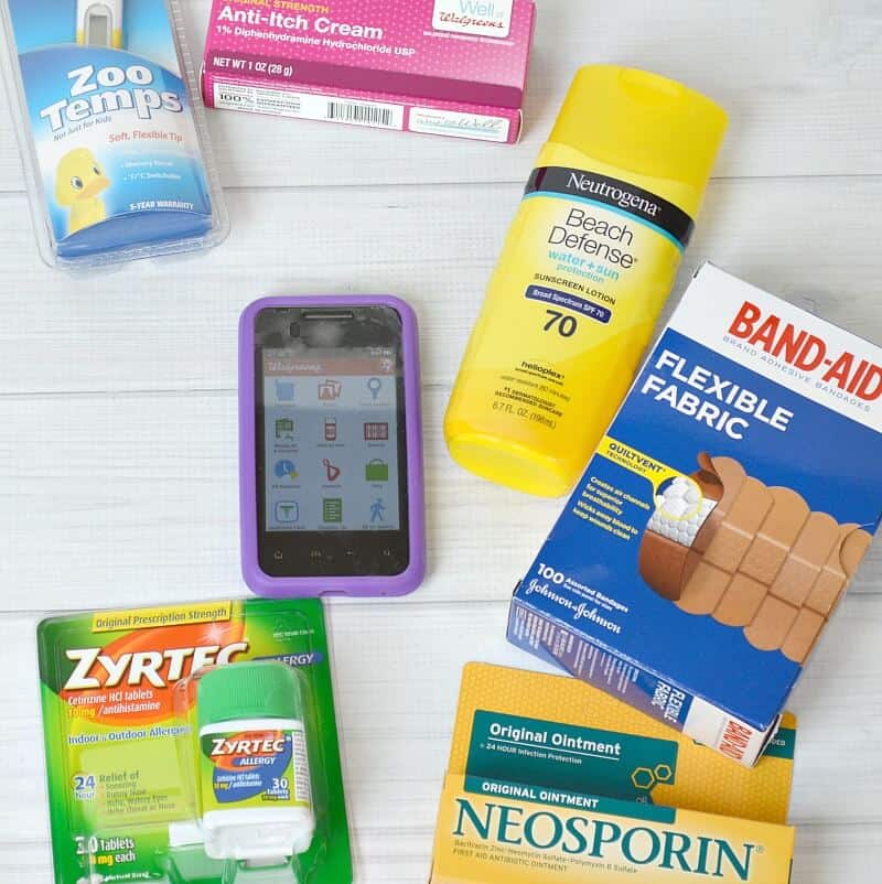Easy DIY First Aid Kit for summer camp and activities #RewardHealthyChoices #Ad